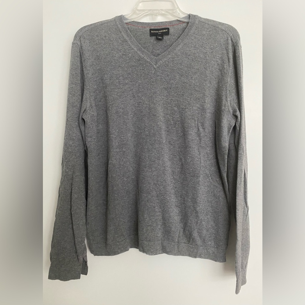 Banana Republic Soft Cotton Gray Sweater size Small/Medium